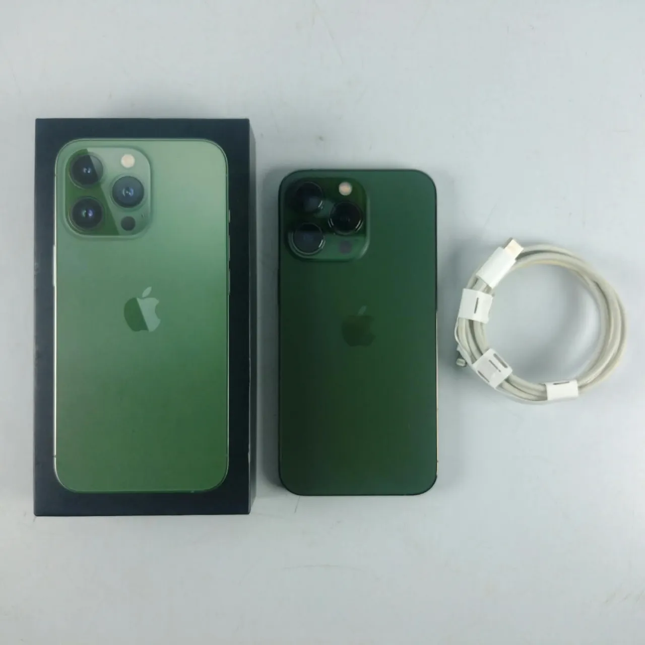 Apple IPhone 13 256Gb - Novo Sem Uso com NF - Celulares e