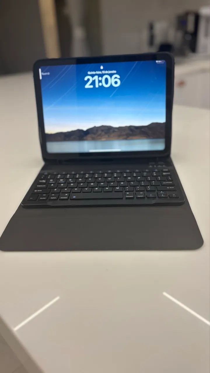 Capa com Teclado para iPad - Estilo Magic Keyboard  - Foto 3