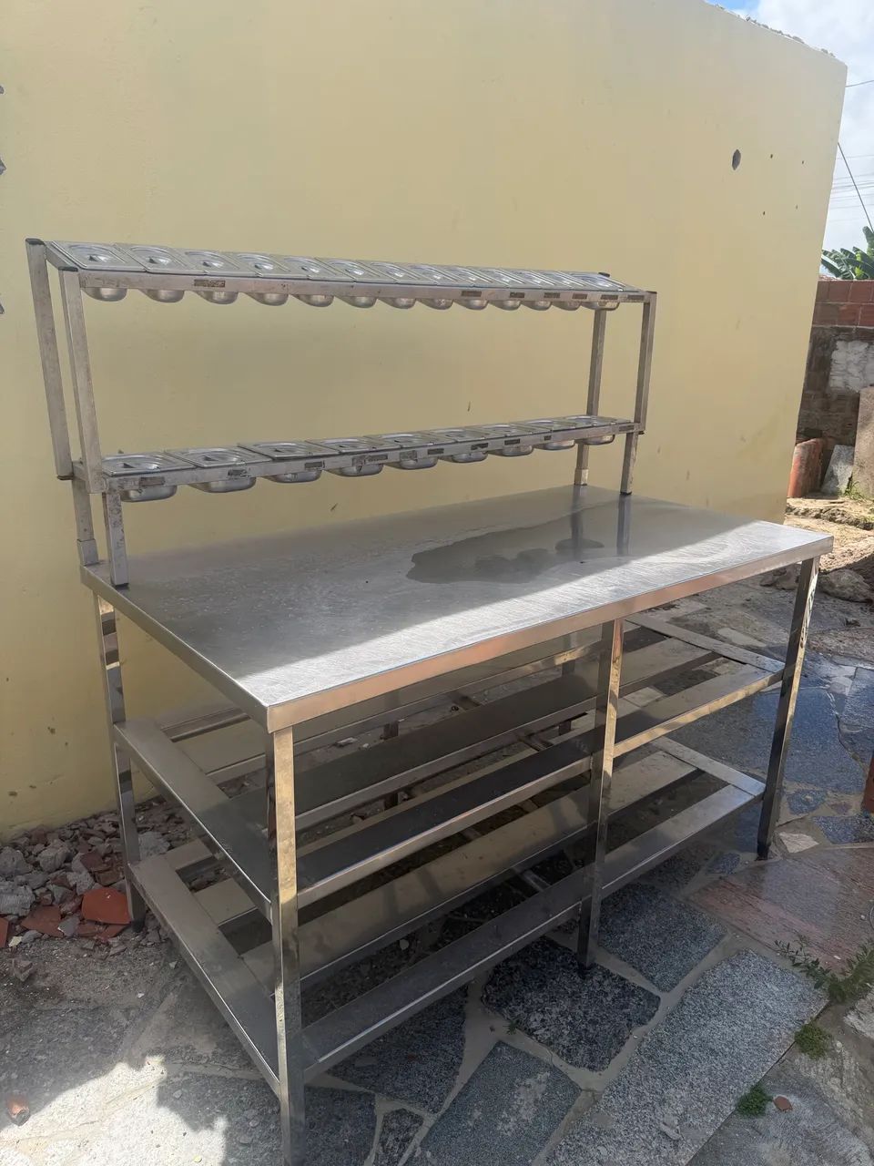 Balcão todo em inox com cubas e tampas - Foto 2