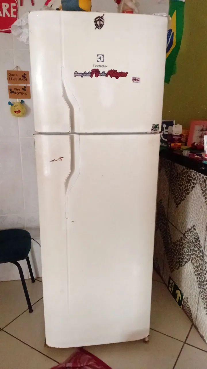 Geladeira eletrolux 