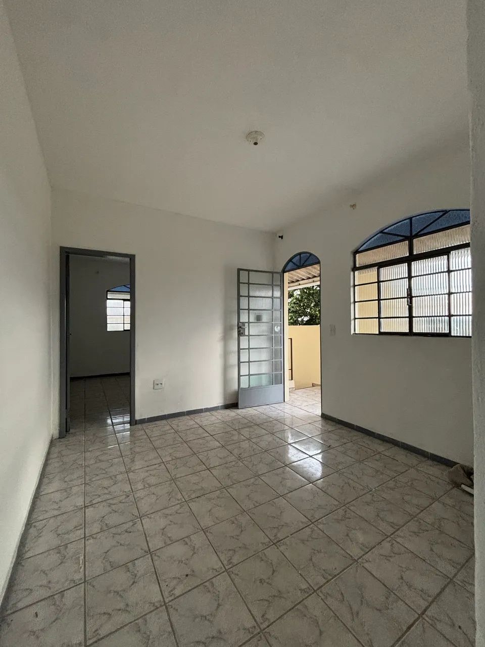 Excelente casa de 2 quartos com garagem em ambiente familiar e tranquilo - Foto 7