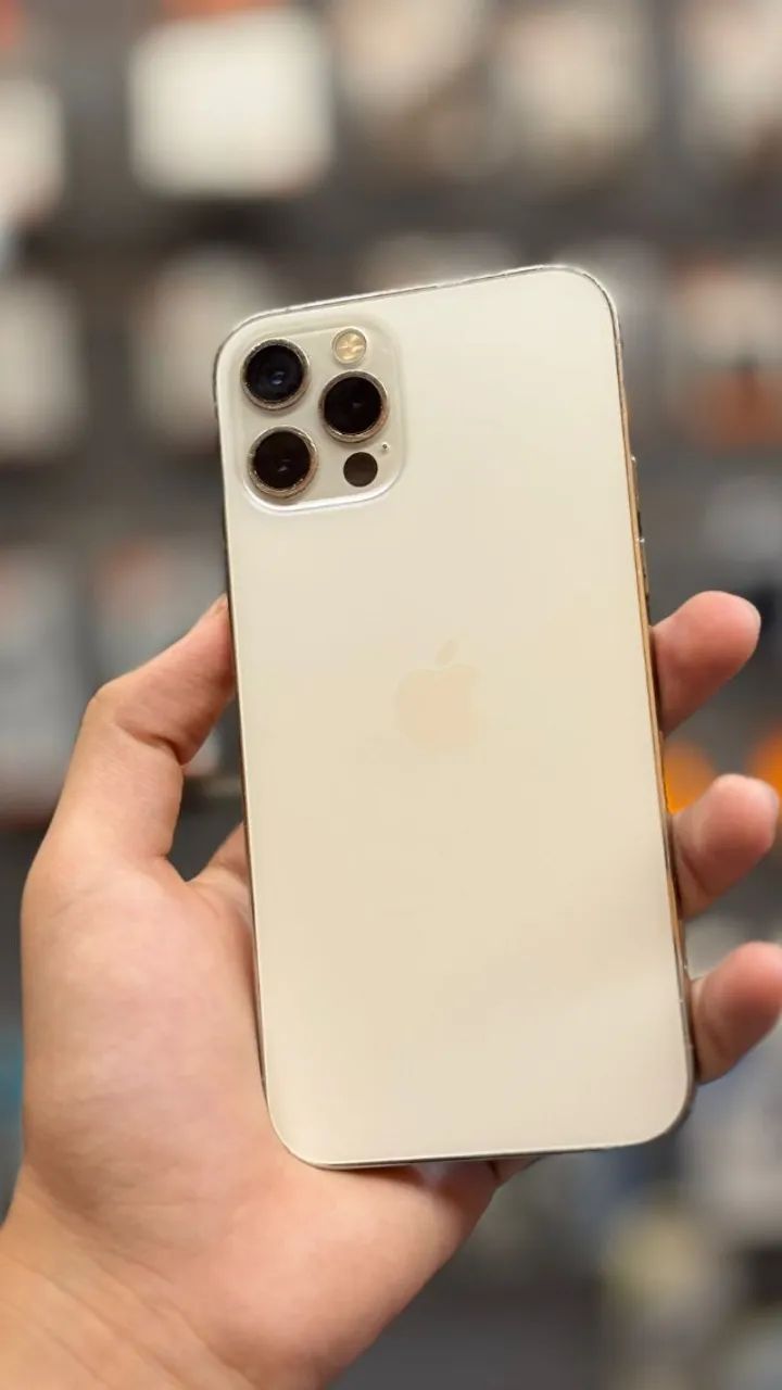 iPhone 12 Pro Silver 256gb - Celulares e Smartphones - Santa