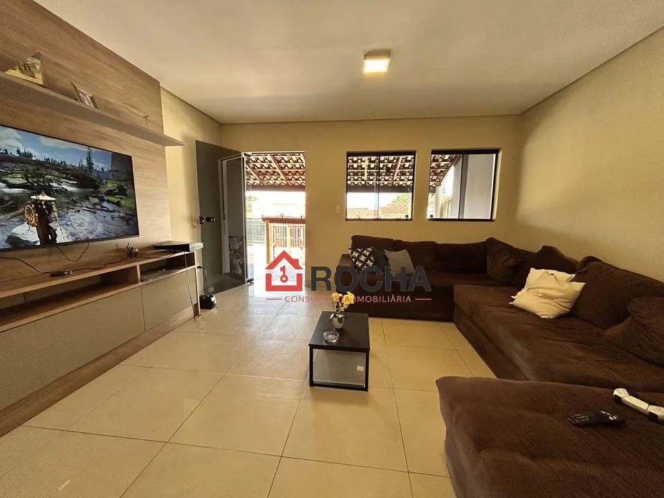 Quadra 2 - Casa reformada com armários, aceito financiamento e estudo troca - Foto 2