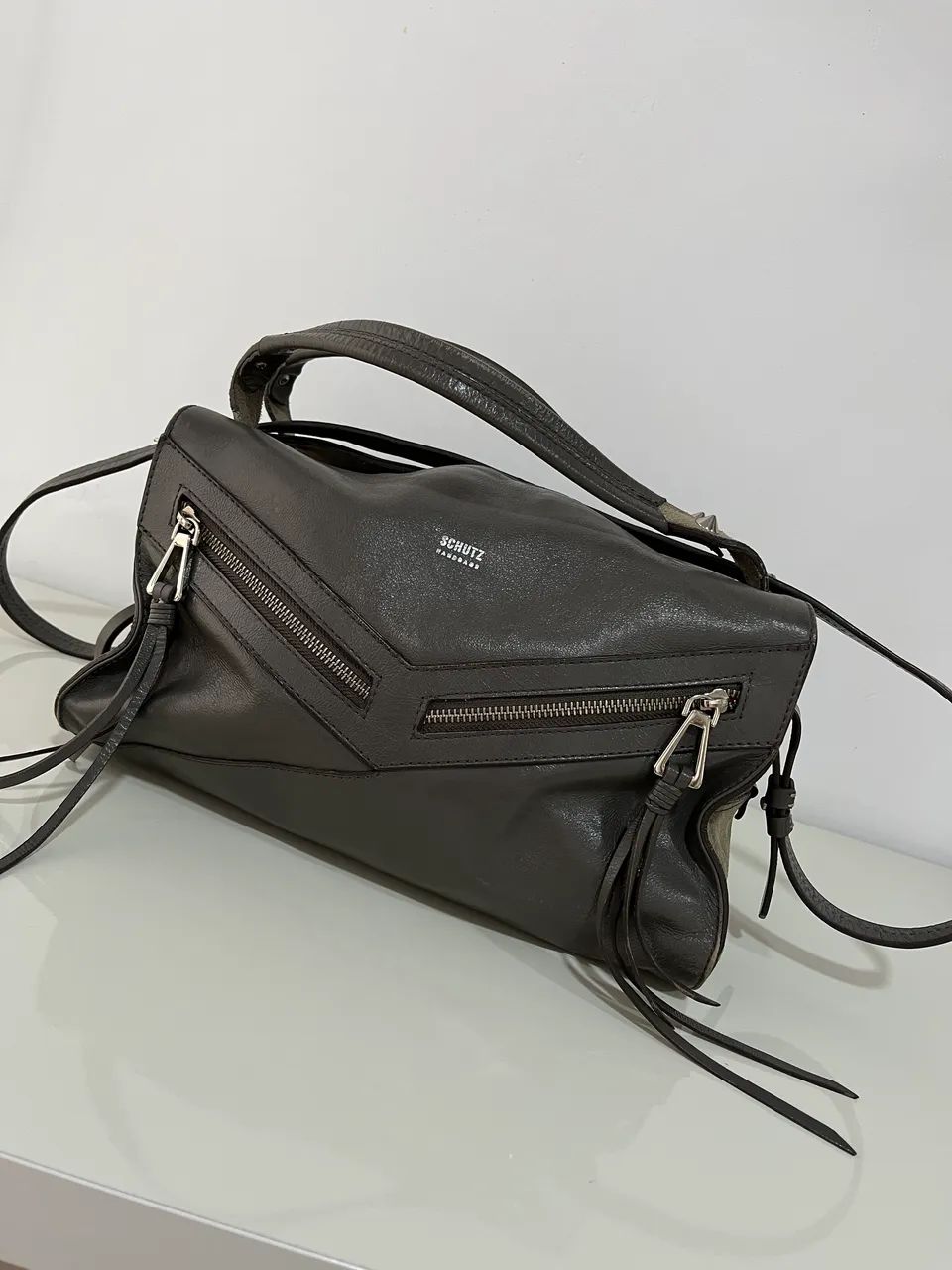 Bolsa Tote Suri de couro Schutz 