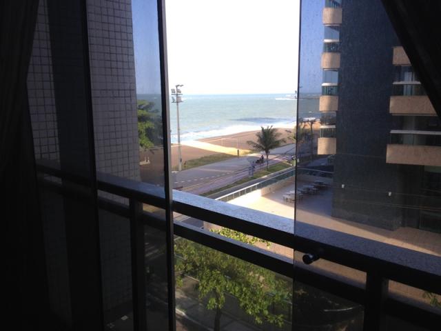 Murano Imobiliária vende apartamento de 2 quartos de frente para mar, 130 m² na Praia da C