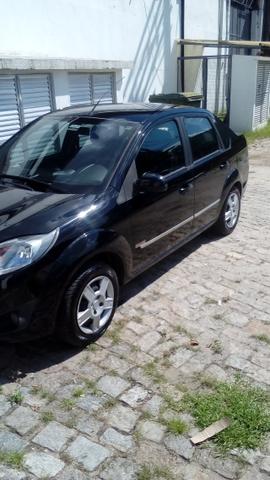 Ford Fiesta Class Sedan 1.6 8v 2° dono