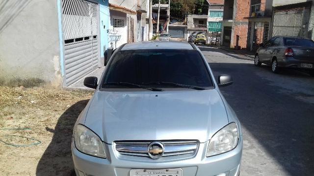 GM - Prisma Joy ( Prata / 2009 / 1.0 Flex ) - Foto 2
