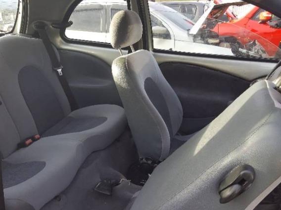 Desmontando Ford/ ka 1998 - Foto 3