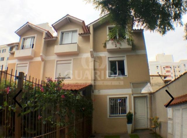 Baixou! Vendo sobrado 3 quartos Ótima localização R$390 mil imperdível