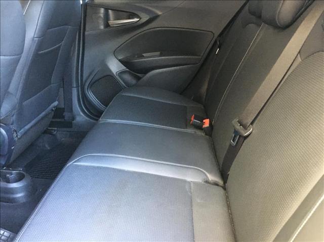 Fiat Argo 1.8 E.torq Precision At6 - Foto 13