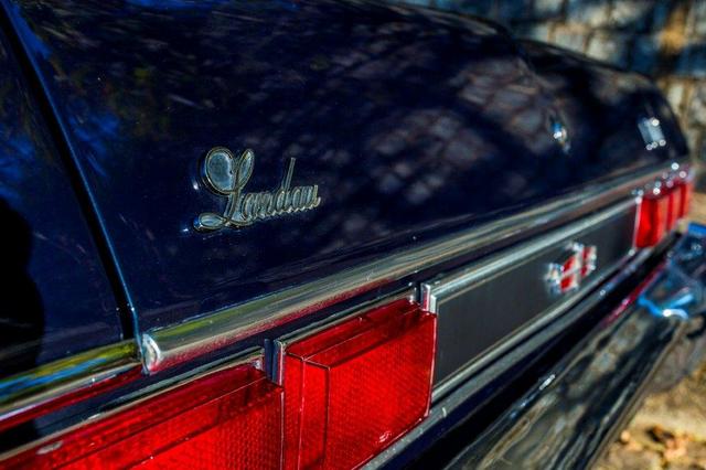 Relíquia de Colecionador Ford Landau com placa Preta 1980! - Foto 13