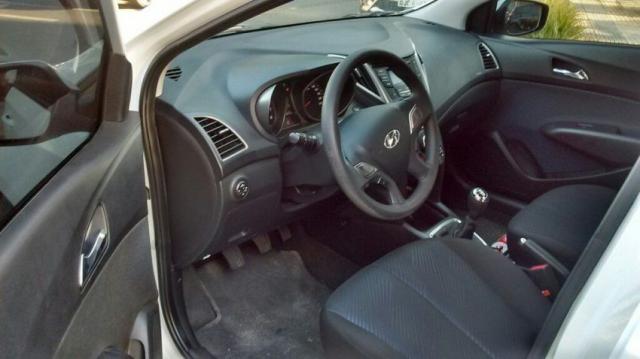 HYUNDAI IMP HB20 COMFORT PLUS 1.6 16V FLEX Branco 2014/2015 - Foto 5