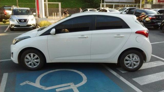 HYUNDAI IMP HB20 COMFORT PLUS 1.6 16V FLEX Branco 2014/2015 - Foto 9