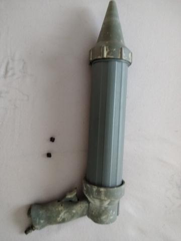 Pistola pneumática para aplicar rejunte epóxi - Foto 3