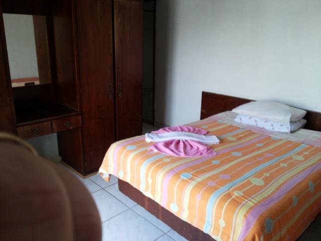 Quarto com banheiro, internet, agua, luz, inclusos - Foto 2
