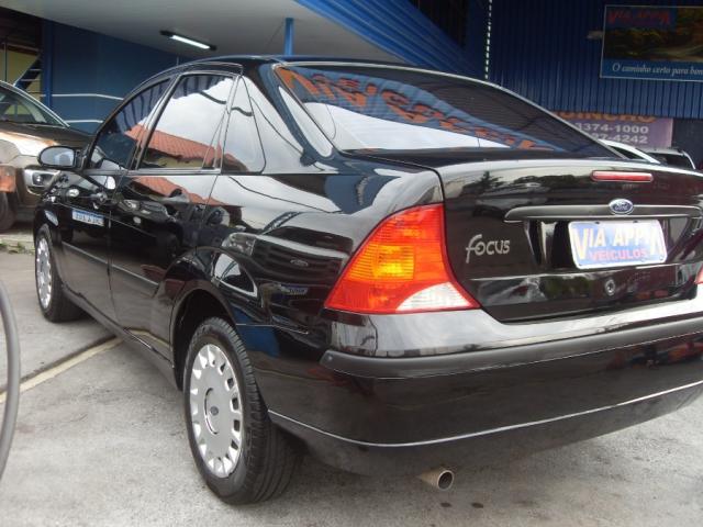 FORD FOCUS SEDAN 1.6 L 2005 *58.000 KM. - Foto 4