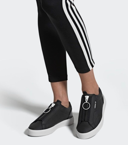 tenis adidas sleek