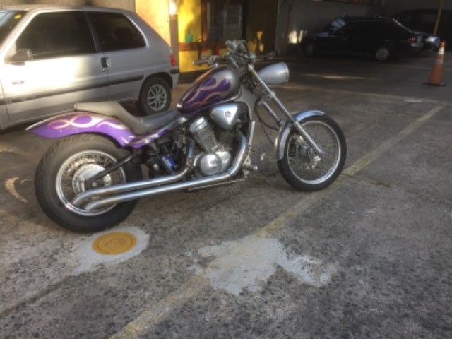 MOTO HONDA SHADOW VT 600