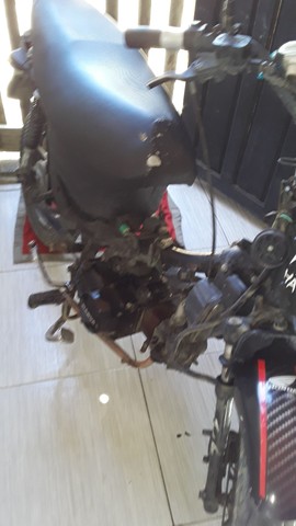 VENDO MOTO PRA ROÇA UMA E UMA JETI ELA ESTÁ PRA 125