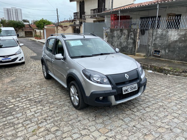 RENAULT SANDERO STEPWAY 1.6 16V 2012 EXTRA BAIXA KM