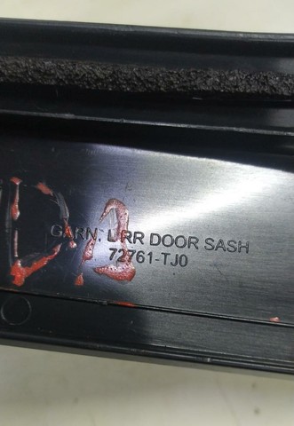 Moldura Coluna Porta Traseira Esq Honda Fit 2009/14 72761tj0 - Foto 5