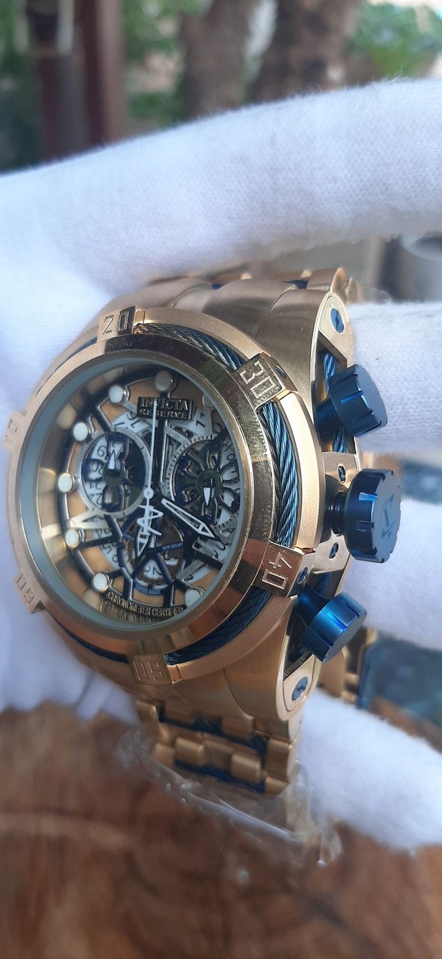 Invicta zeus shop bolt skeleton