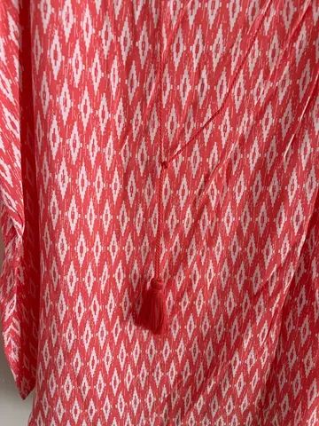 Camisa fluida estilo bata  - Foto 2