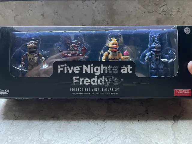 Funko Five Nights At Freddys Figura Action Fazbea 33 cm Dourado