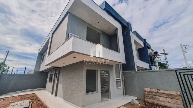 Sobrado com 3 dormitórios à venda, 135 m² por R$ 859.000,00 - Capão da Imbuia - Curitiba/P