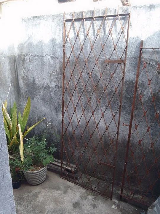 Conjunto de Grades, e porta de rolo. - Foto 5