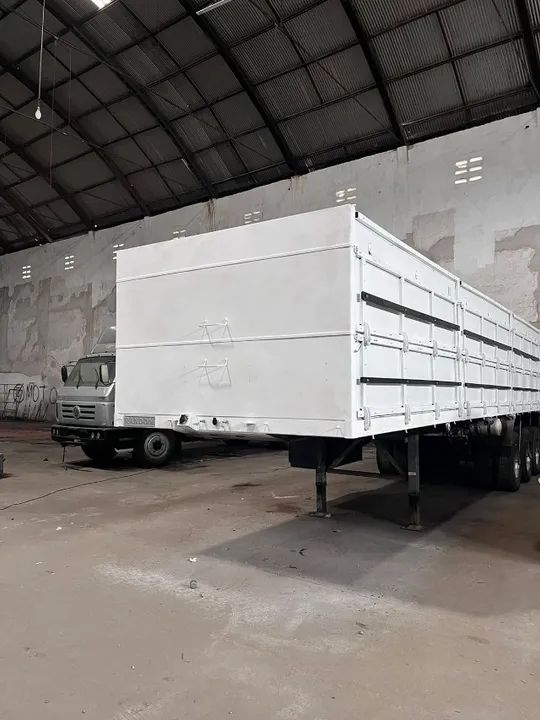 CARRETA GRANELEIRA RANDON 3 EIXOS PINO UNIVERSAL REFORMADA - Foto 2