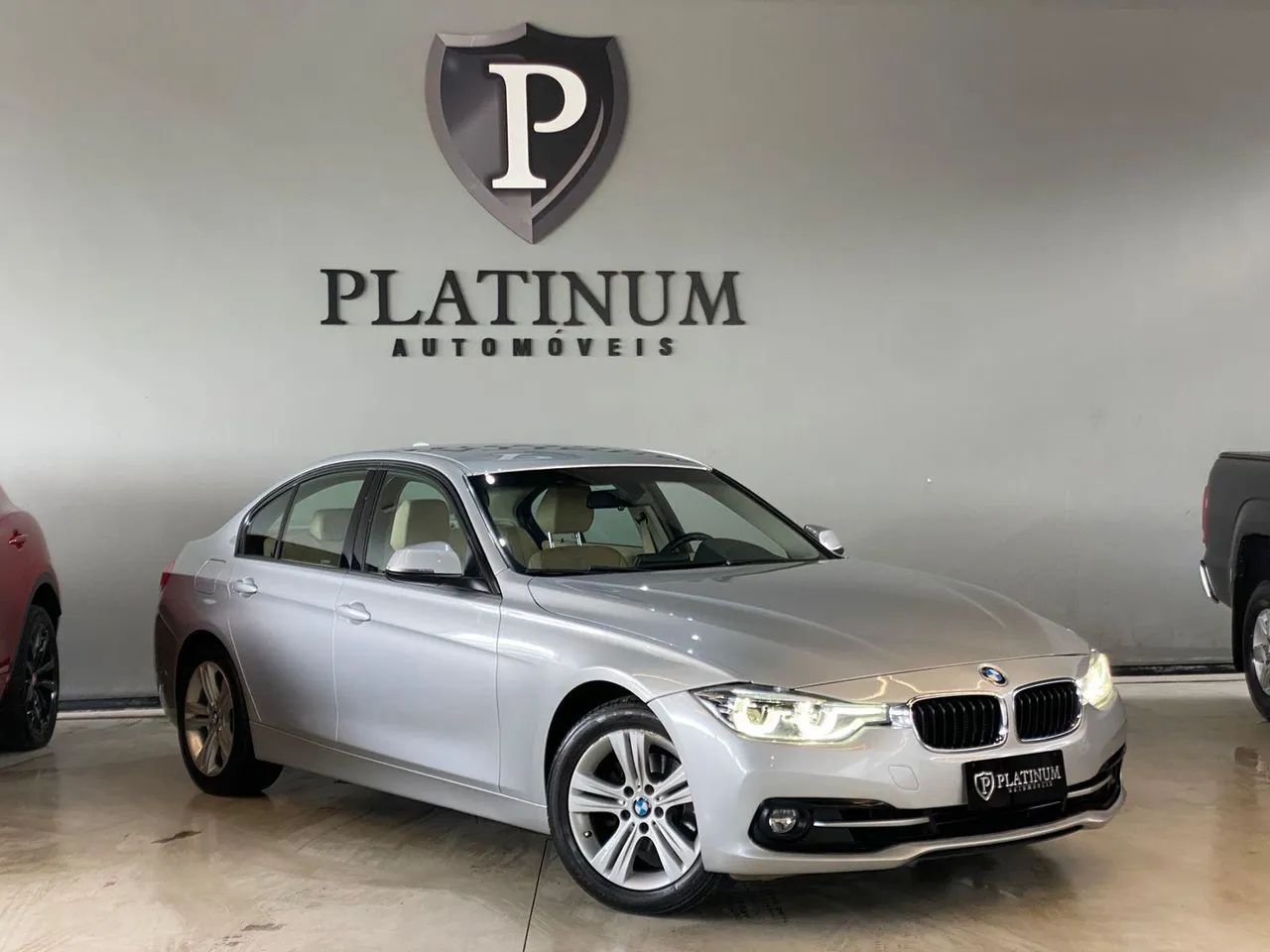 "bmw 320i prata" no Brasil