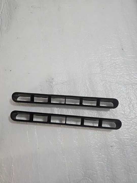 Ford cargo moldura difusor desembacador parabrisa nova original