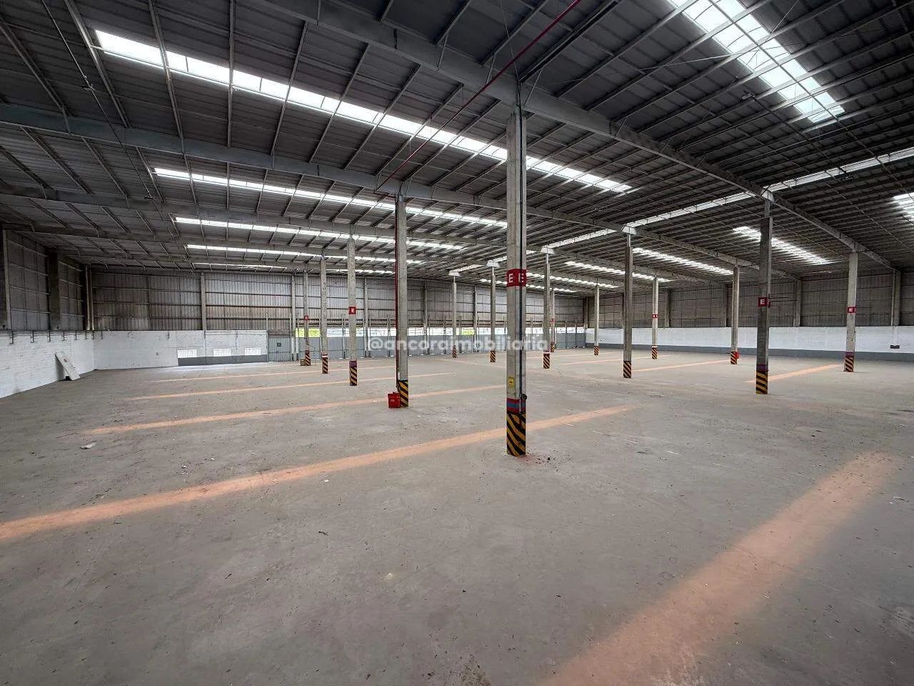 Galpão para aluguel, 30 vagas, Guararapes - Jaboatão dos Guararapes/PE - Foto 9