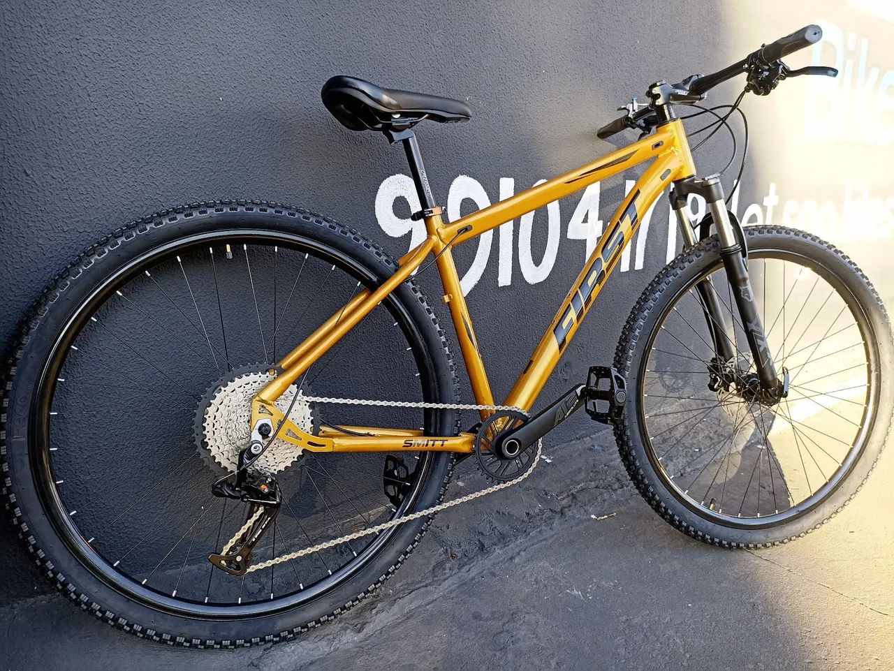 Linda First Shelby Gold - aceitamos outra bike como parte do pagamento.