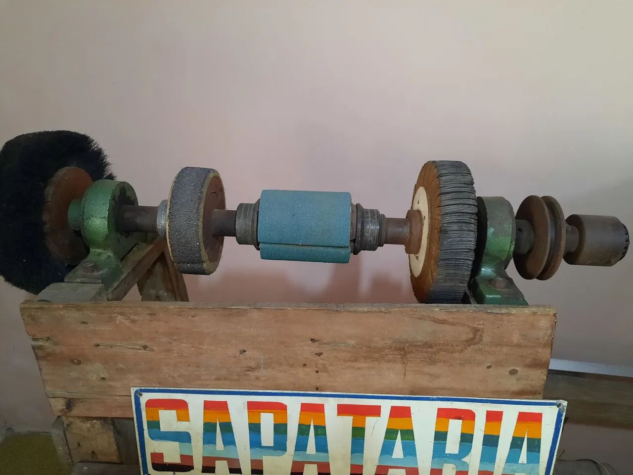 Máquina de Polir Sapatos