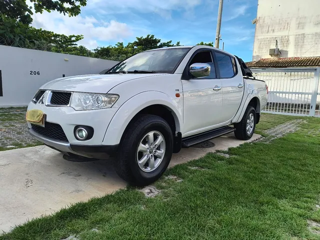 Triton HPE, automática, 4x4, blindada, 3.5 V6 Flex