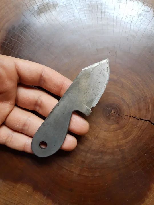 Faca de pescoço Ivens Happouniuck  - Foto 2