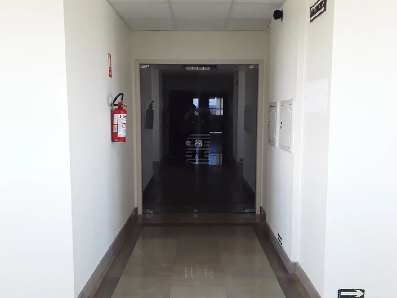 Conjunto salas Comerciais no Jaguara Mall para alugar com 04 salas e 04 vagas - Foto 2