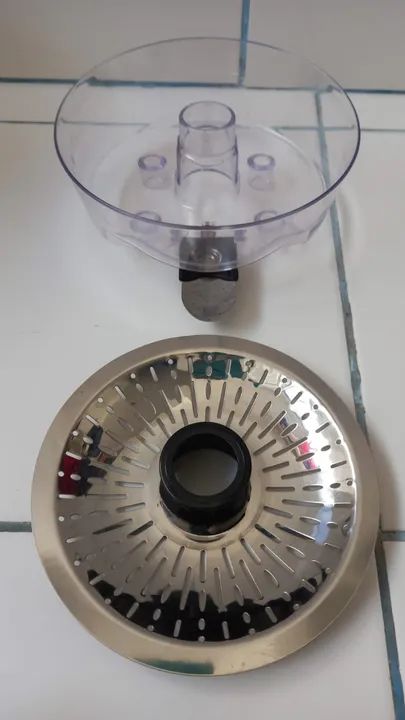 Vendo para aproveitar as peças espremedor mondial citrus juicer E-06 - Foto 2