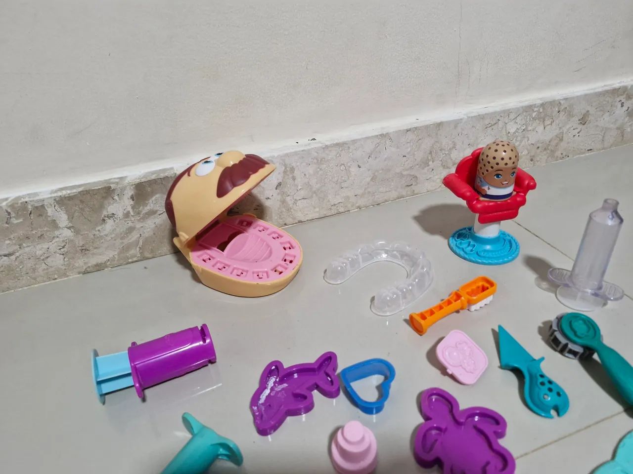 Play-Doh Brinquedo Barbeiro - Diversão Criativa! - Foto 3