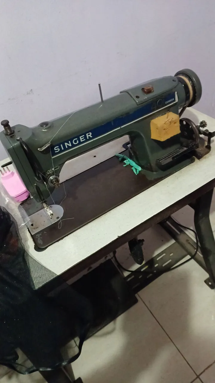 Máquina de Costura Singer industrial