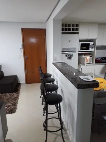 Apartamento 1"andar 84m2 com elevador garagem 3 quartos suítes ar condicionado rua 08 Vice