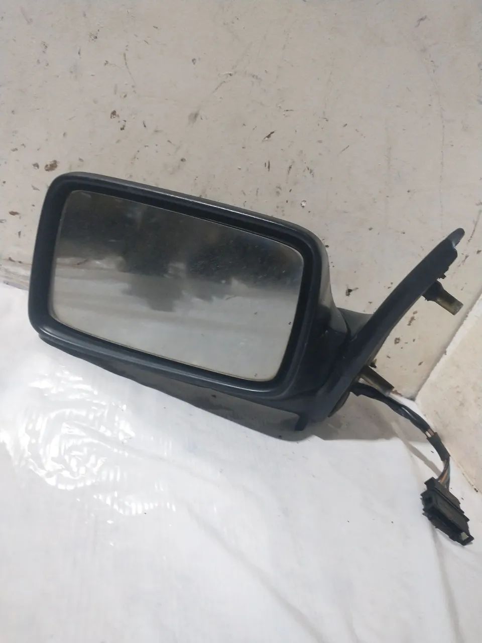  Retrovisor esquerdo golf 97 ap  4p - Foto 3