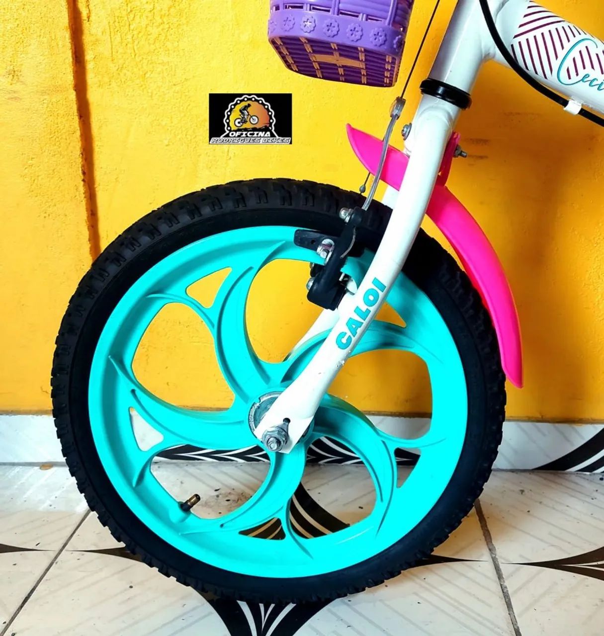 Bike infantil semi nova aro 16, Entregamos à Domicílio.  - Foto 3