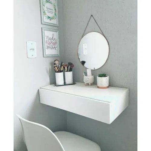 Mirror Vanity Set64962183879426122