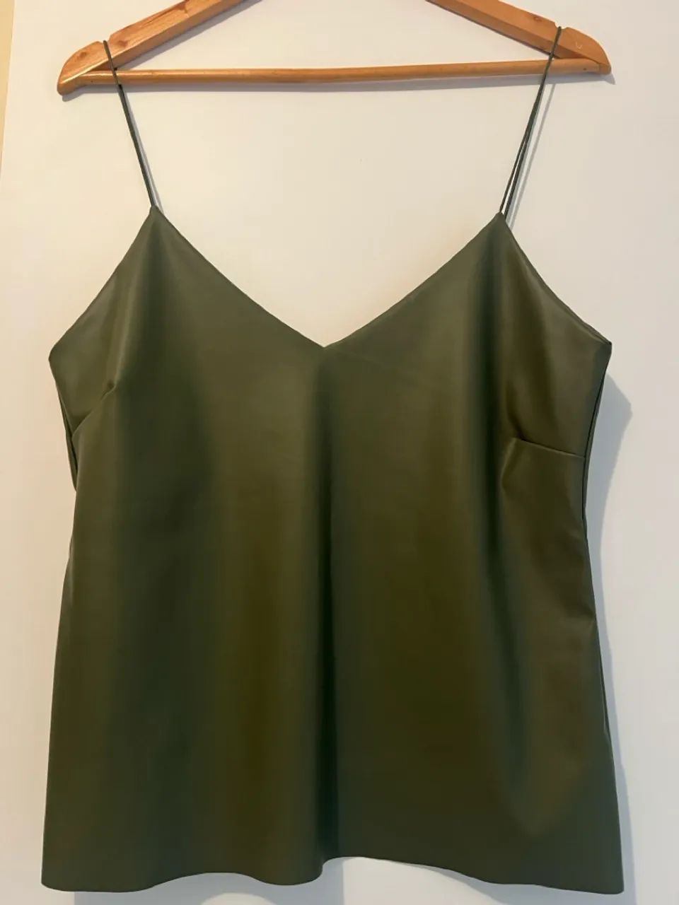 Blusinha de couro de qualidade NOVA