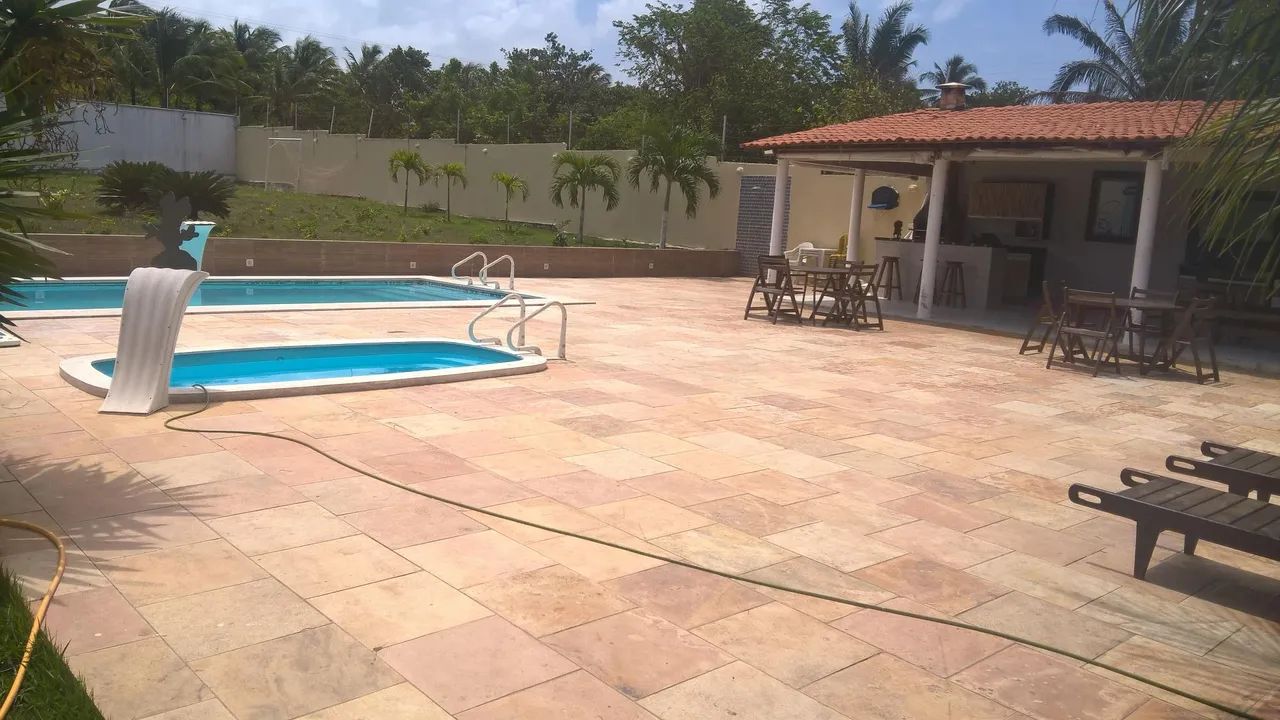 Casa Temporada com 2 Piscinas, campo de futebol (5ou6 na linha), área pra vôlei 