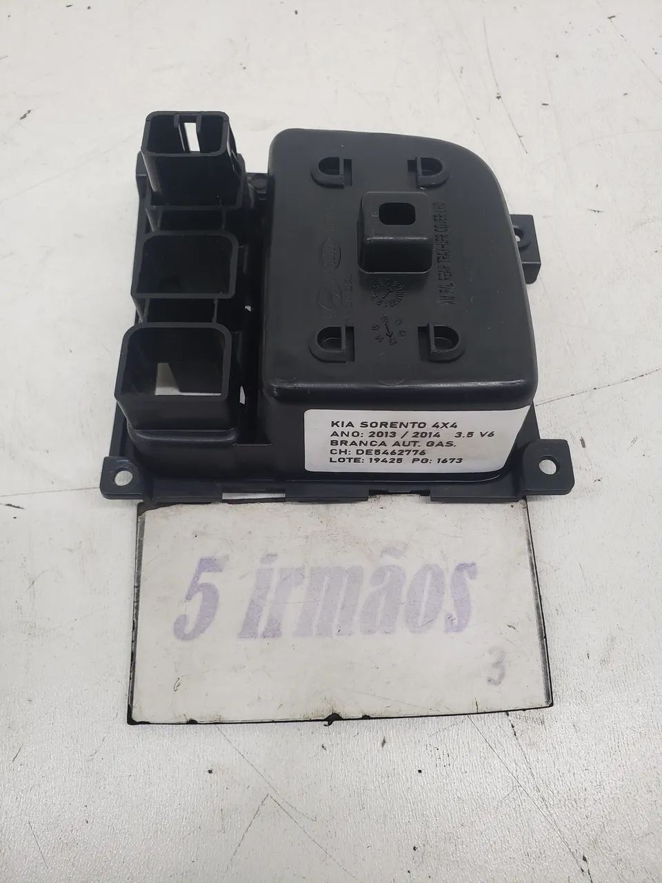 Acabamento Console Central Kia Sorento 3.5 2014 N846572p015 - Foto 5