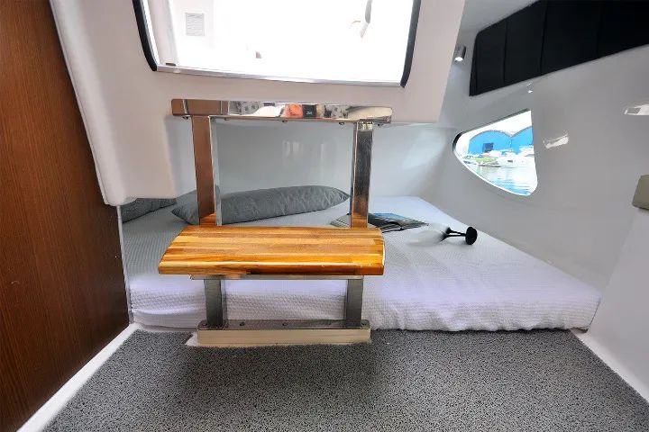 Lancha Ventura 30 Day Cruiser 2016 - Mercruiser 8.2L 380HP Big Block - COMPLETÍSSIMA! - Foto 4